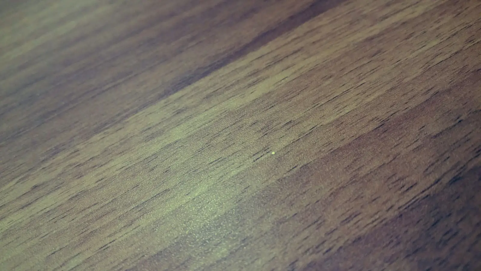 华南地区工控机选型要点：从硬件配置到环境适应性分析